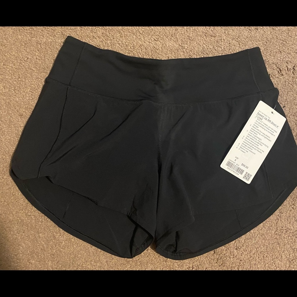 Lululemon Speed Up shorts, size 6, 4” length
